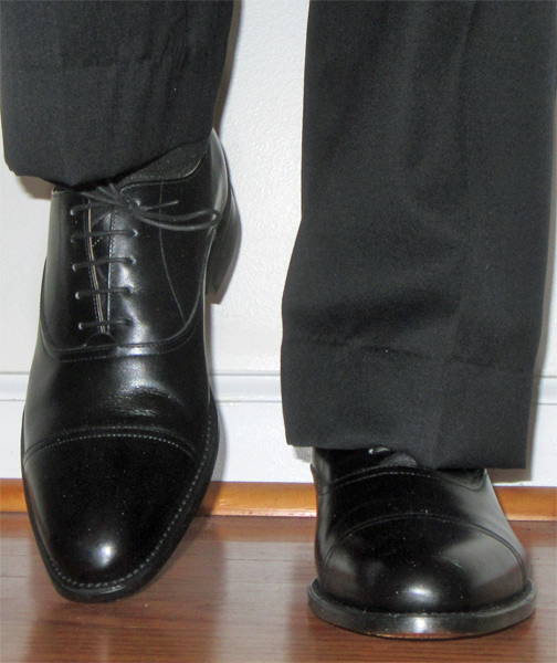 Charles Tyrwhitt Black cap toe dress shoes