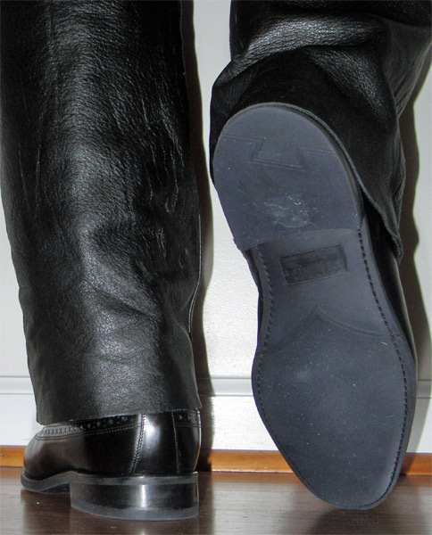 Charles Tyrwhitt black wingtip dress shoes