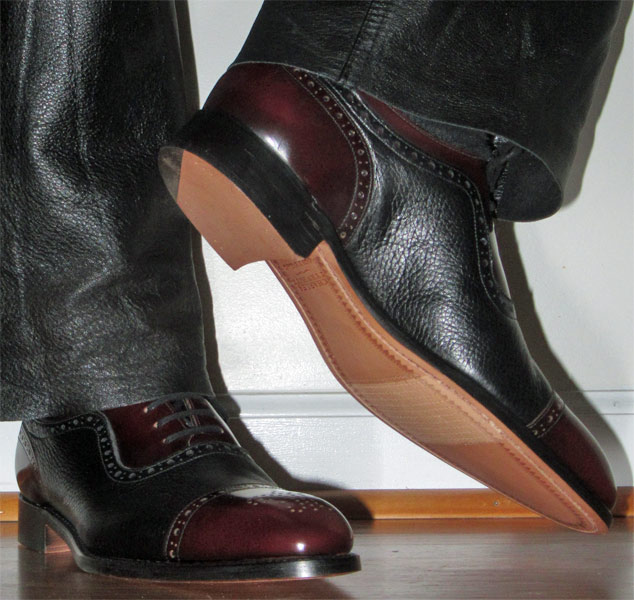 Charles Tyrwhitt Black/Burgundy oxford dress shoes